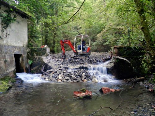 Demolición azud Urdallue_510